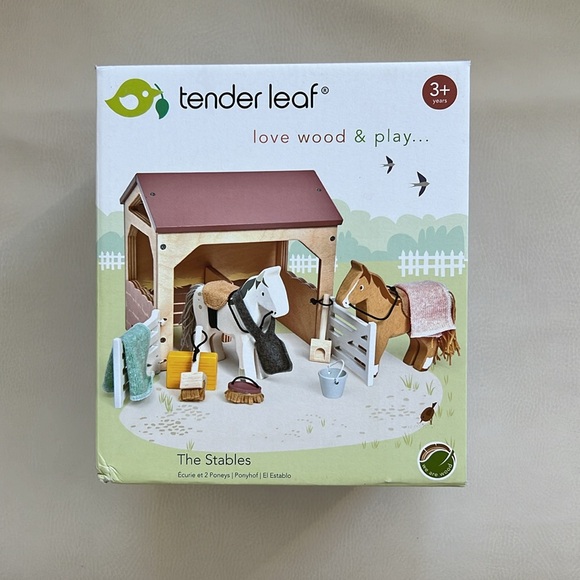 Tender Leaf Toys - The Stables - Horse Play Set - Picture 2 of 2